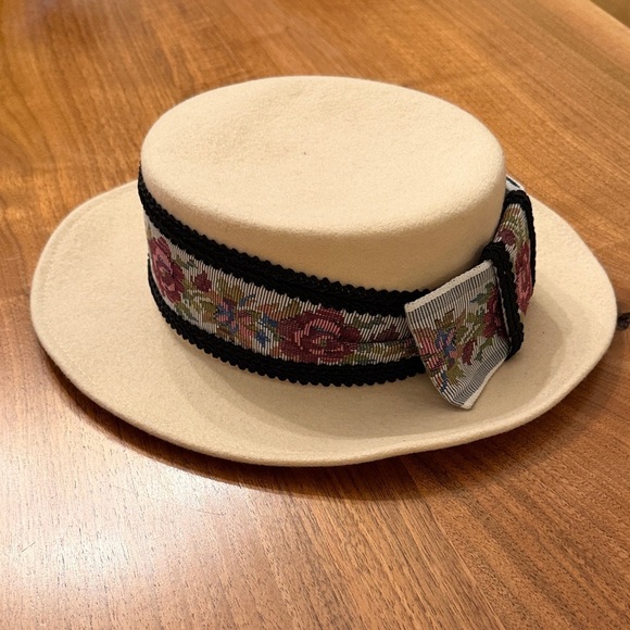 Accessories - Wool Felt Boater Hat Made in USA Cream Wide Brim Floral Band Boho Rancher